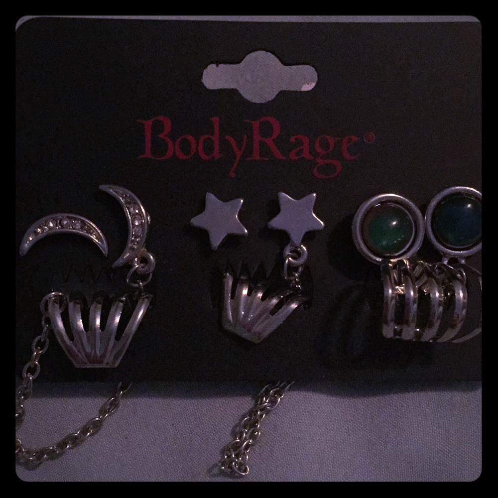 Spencer’s 3pk earrings new with tag~